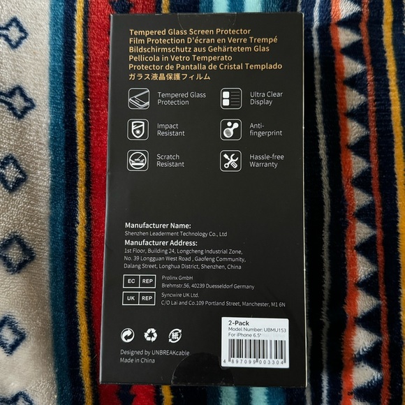 iPhone 11 Pro Max Screen Protector - Picture 2 of 4